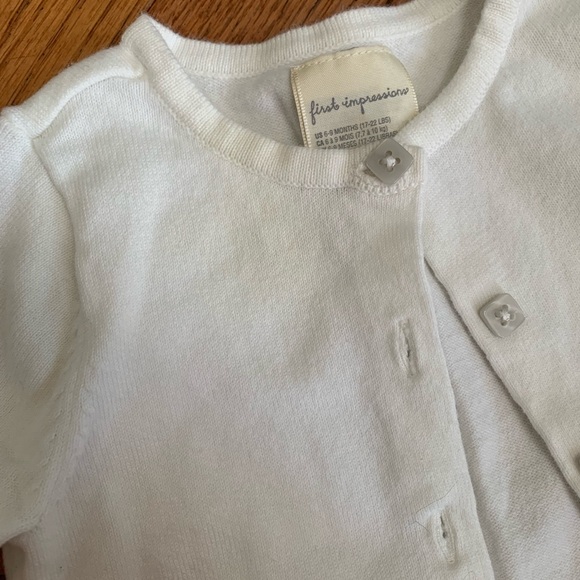Cream/off-white first impressions cardigan 6-9 months - square buttons - Picture 6 of 6